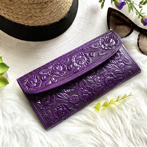 wallets women's